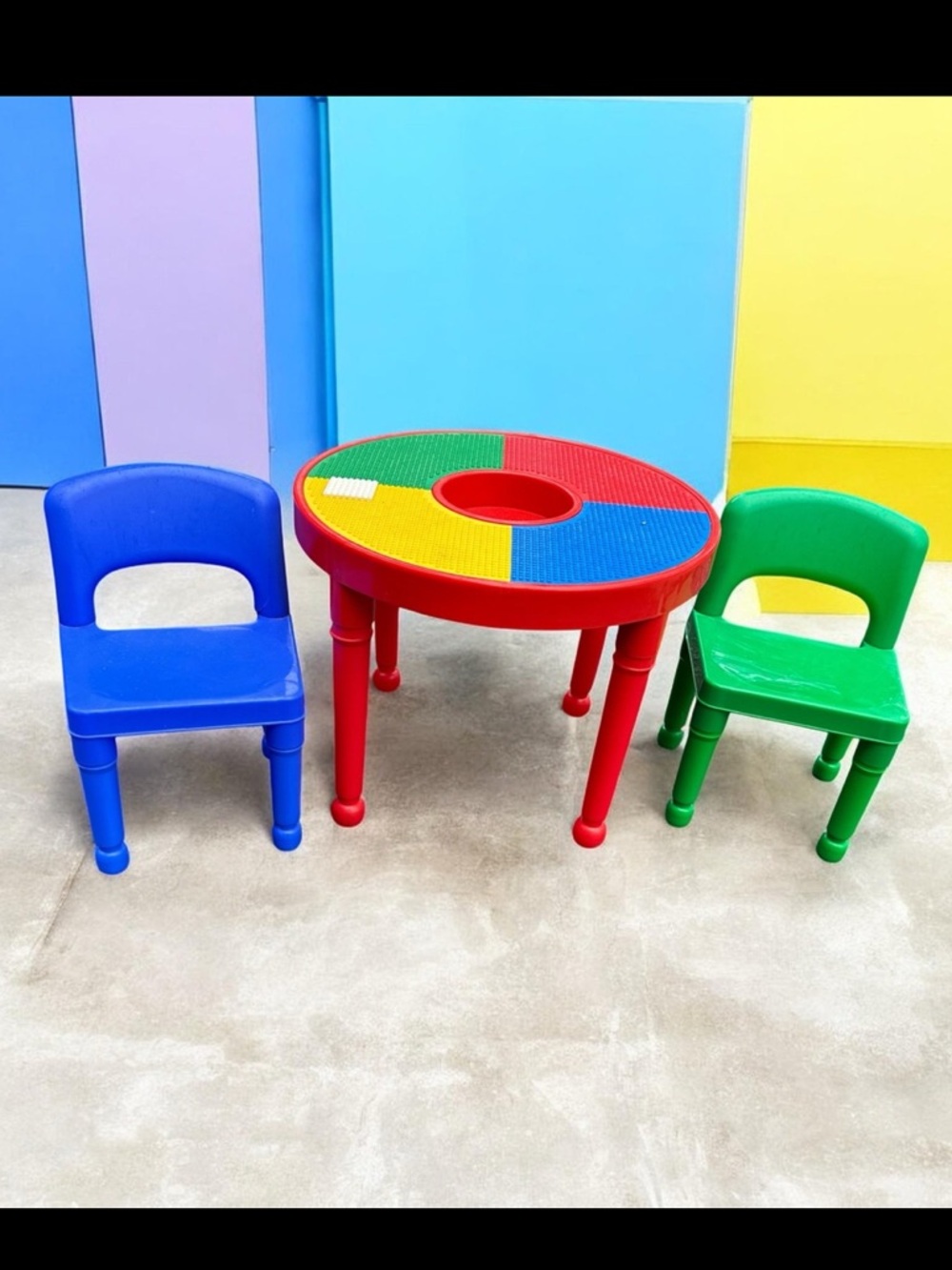 2 in 1 kids Lego activity table & chairs